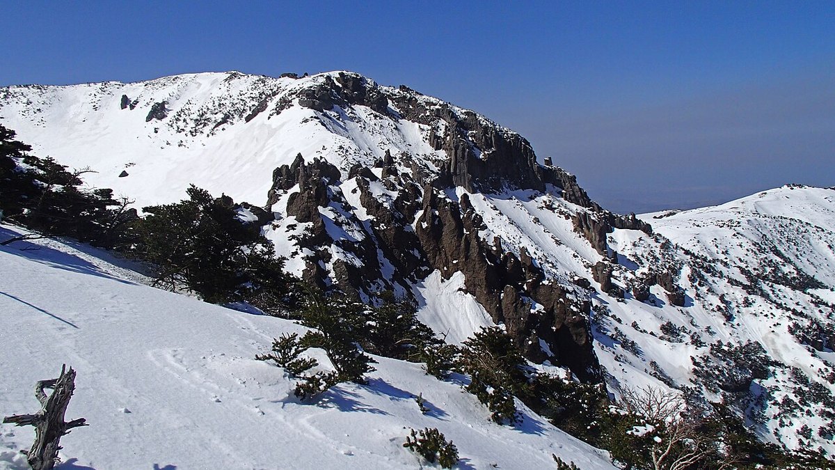 Hallasan National Park